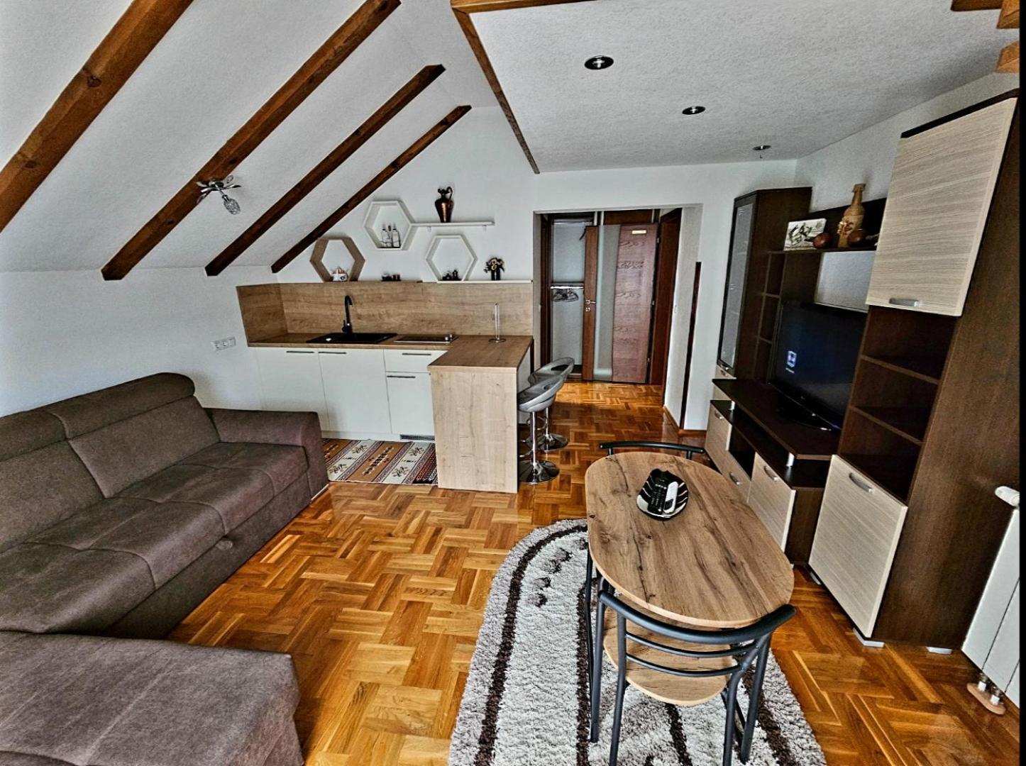 Aventurin Superior Bihac